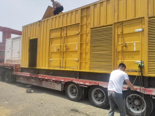 高密发电机出租100KW发电机需要什么规格的电缆线？