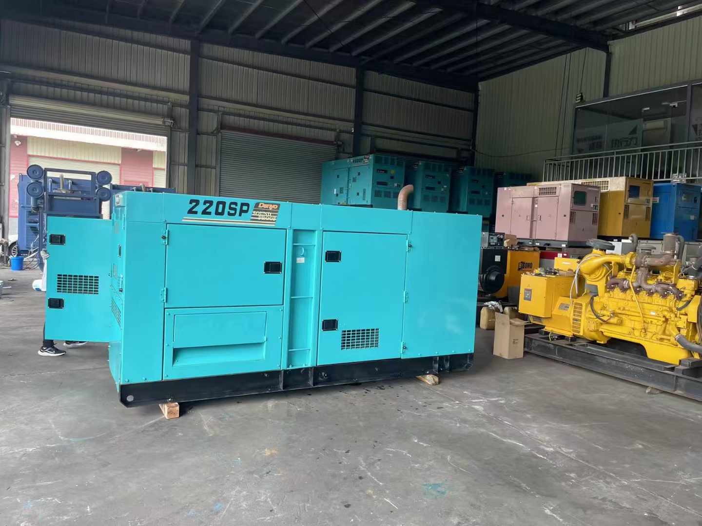 高密800kW 柴油发电机的输出电流波动范围是多少?
