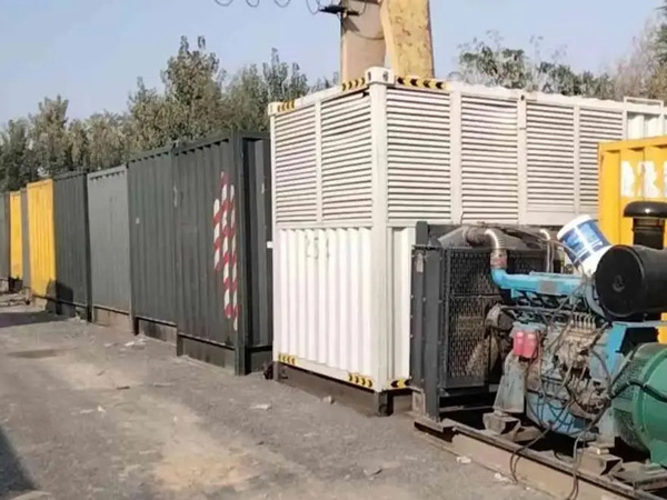 高密200KW柴油发电机机组每小时油耗是多少?